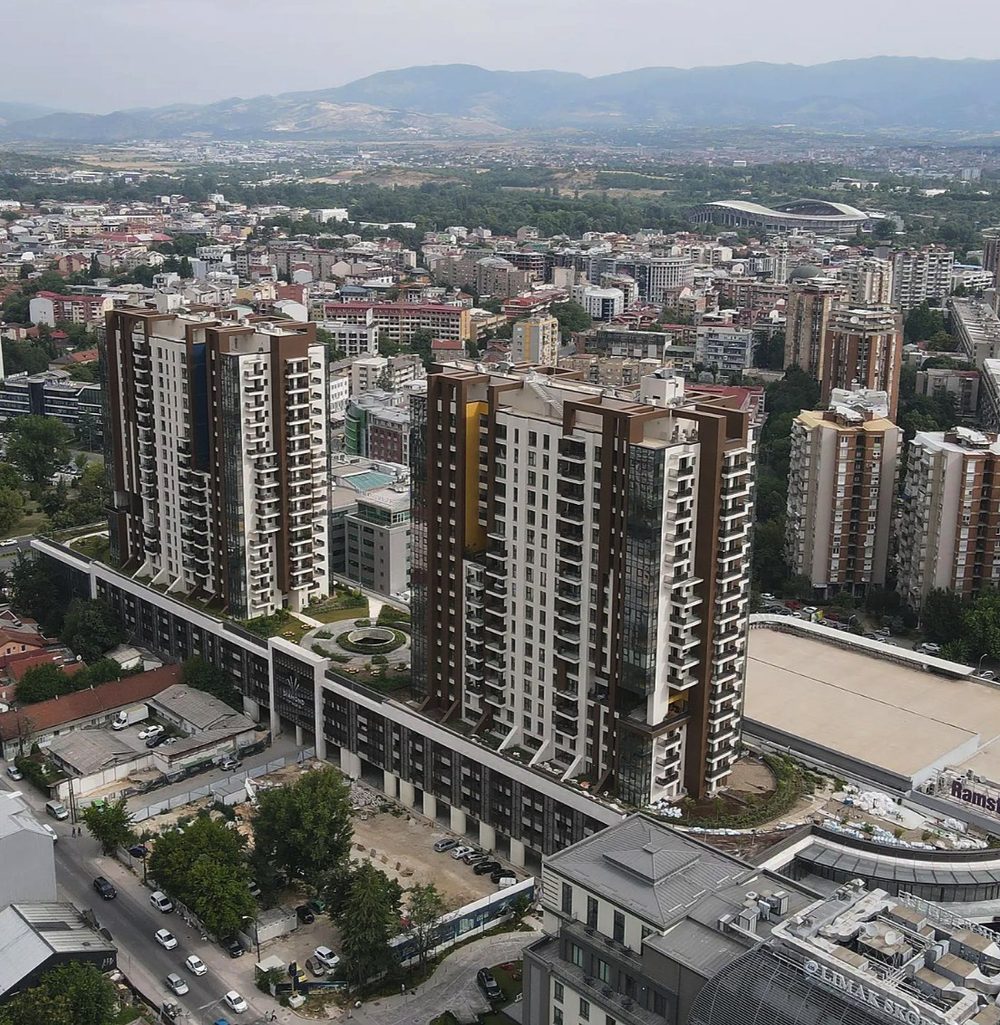 DIAMOND MALL, ÜSKÜP