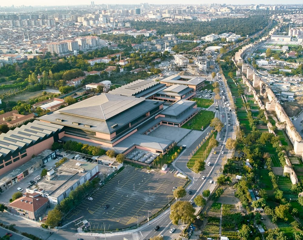 TÜRKİYE BASKETBOL FEDERASYONU YENİ ABDİ İPEKÇİ SALONU VE TESİSLERİ